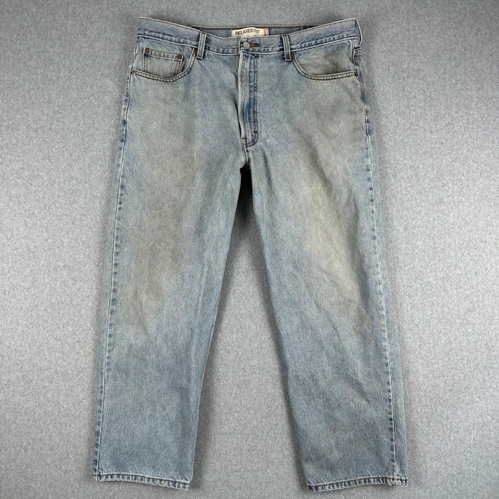 Vintage Levi's 550 Relaxed Fit Light Wash Denim Jeans Men's 39x29 Distressed Y2K
